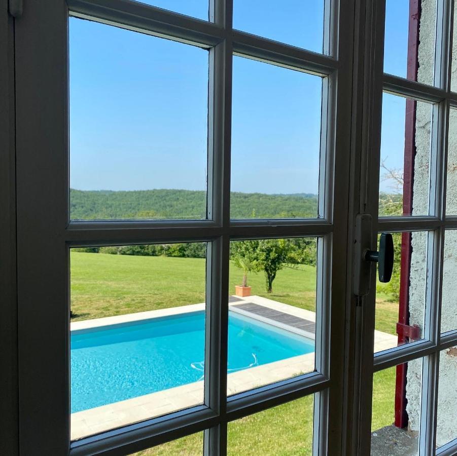 Domaine De Cazal - Gite 2 Pers Avec Piscine Au Coeur De 26 Hectares De Nature Preservee Villa Saint-Cyprien  Luaran gambar