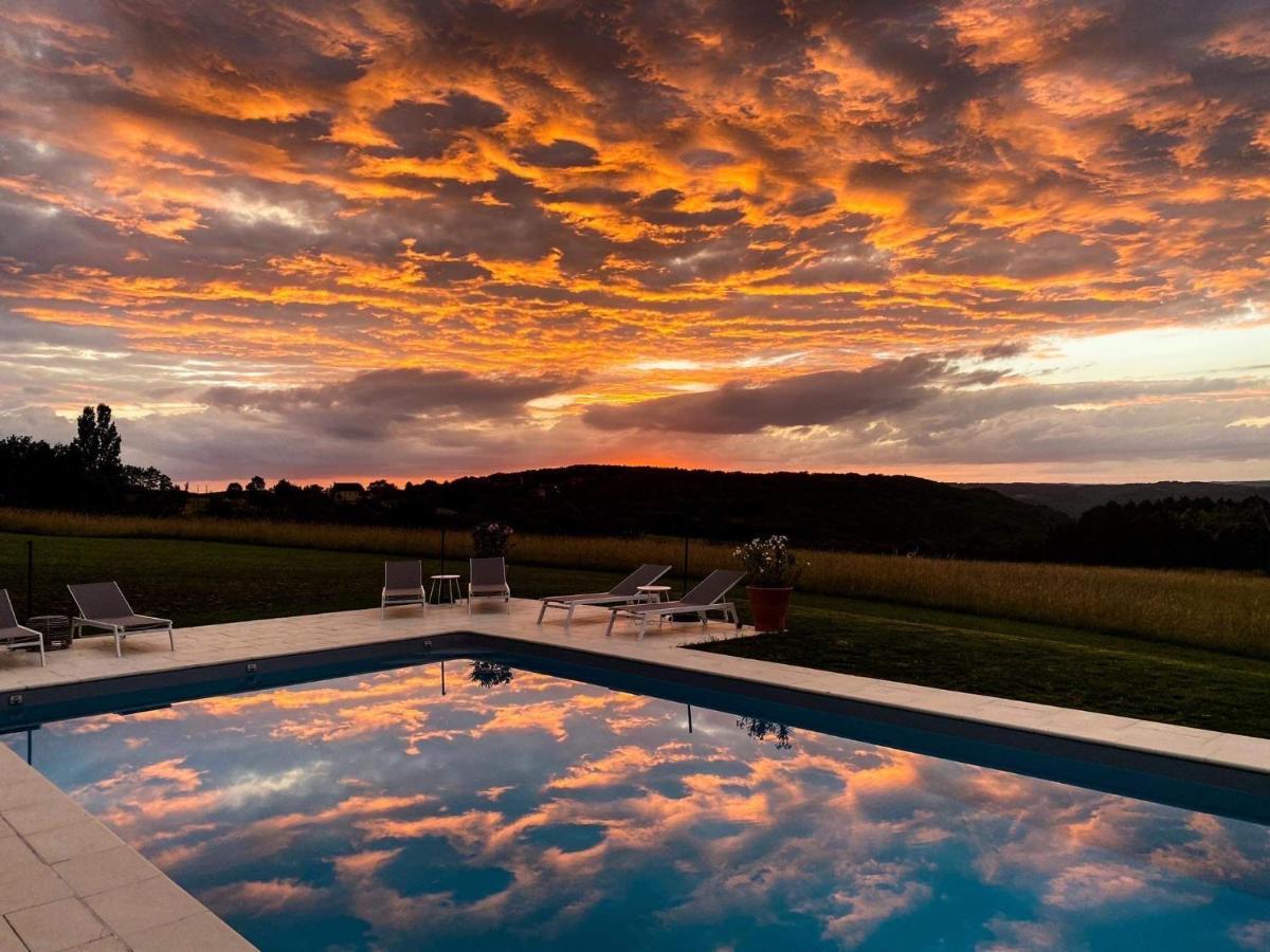 Domaine De Cazal - Gite 2 Pers Avec Piscine Au Coeur De 26 Hectares De Nature Preservee Villa Saint-Cyprien  Luaran gambar